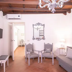  Apartment Sweet Arco Farnese